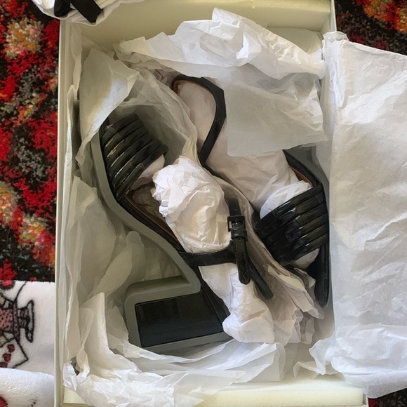 NIB! Clergerie Paris “Kelly” EU size 35 - Picture 5 of 14